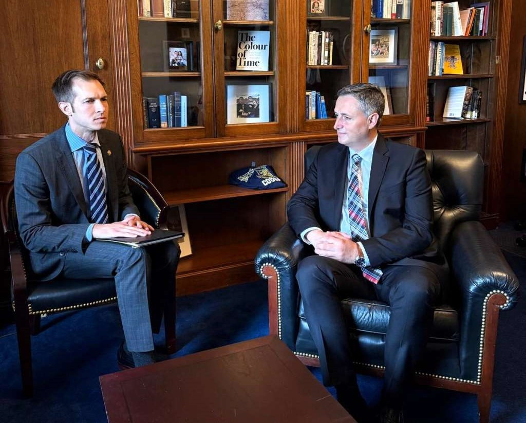 Bećirović s kongresmenom Jakeom Auchinclossom, kopredsjedavajućim Kongresnog kluba za BiH