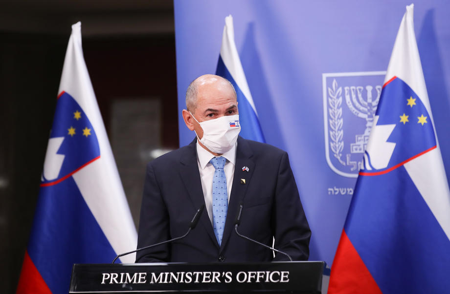 Janša traži objavu ugovora Europske komisije i AstraZenece