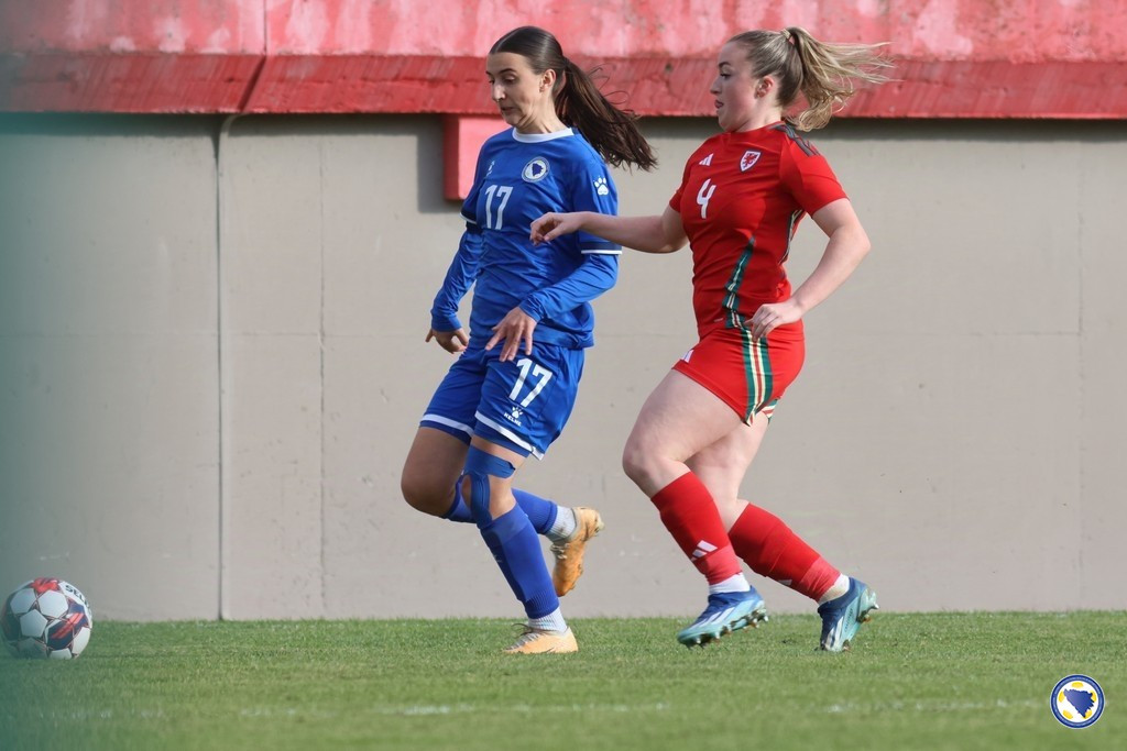 Ženska juniorska selekcija poražena od Velsa