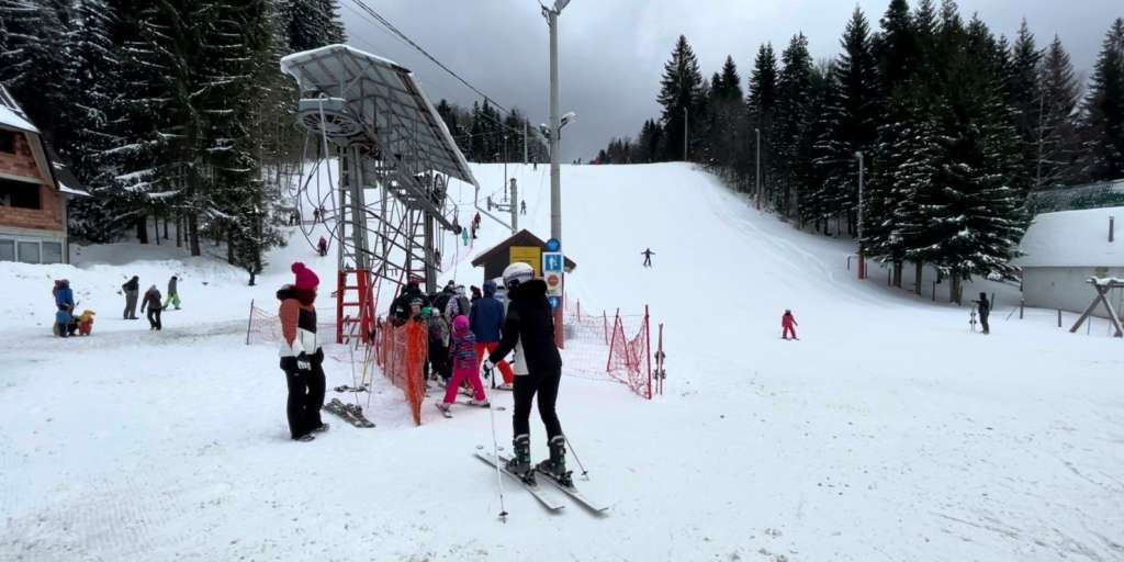 Danas se otvara i sezona skijanja na kakanjskim Ponijerima