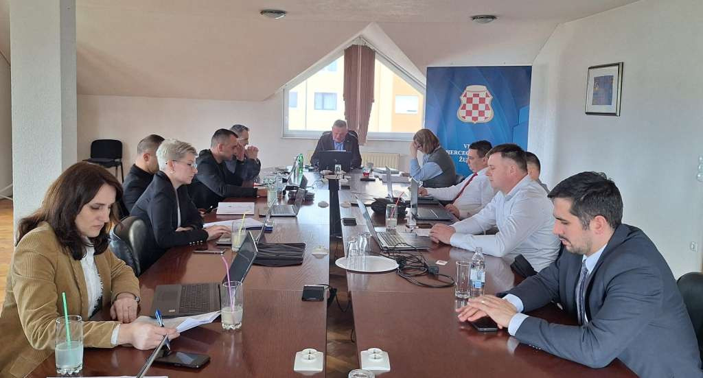 Vlada Kantona 10: Za sanaciju puta Tomislavgrad - Lipa milion KM