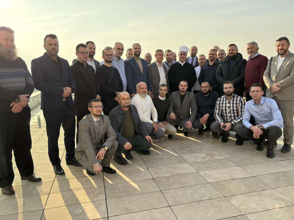 Reisu-l-ulemu posjetili imami iz Crne Gore, Sjeverne Makedonije i Kosova