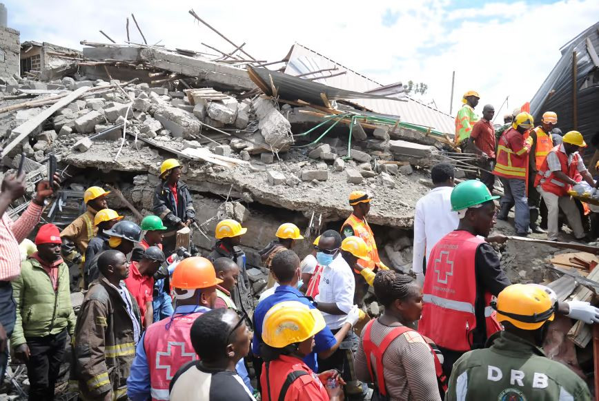 Srušila se višespratnica u Najrobiju, troje nastradalo