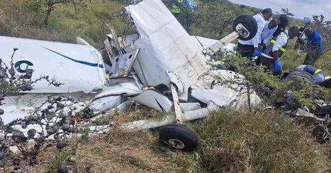 Kenija: Dvije osobe poginule u sudaru aviona