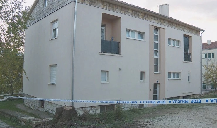 Jedna osoba poginula eksploziji u stambenoj zgradi u Kninu