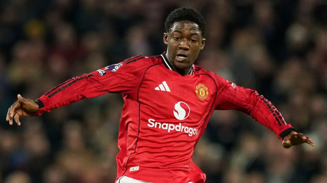 Mainoo na raskrsnici: United traži ogroman novac, a on traži minutažu