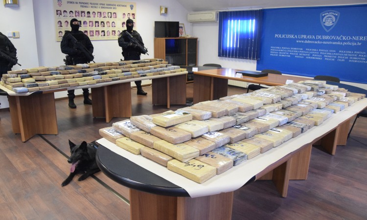 Zapljena 575 kg kokaina u Pločama među najvećima u hrvatskoj povijesti