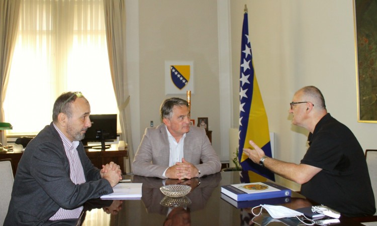 Arnautović informisao Komšića o projektima i planovima unutar BHAAAS-a