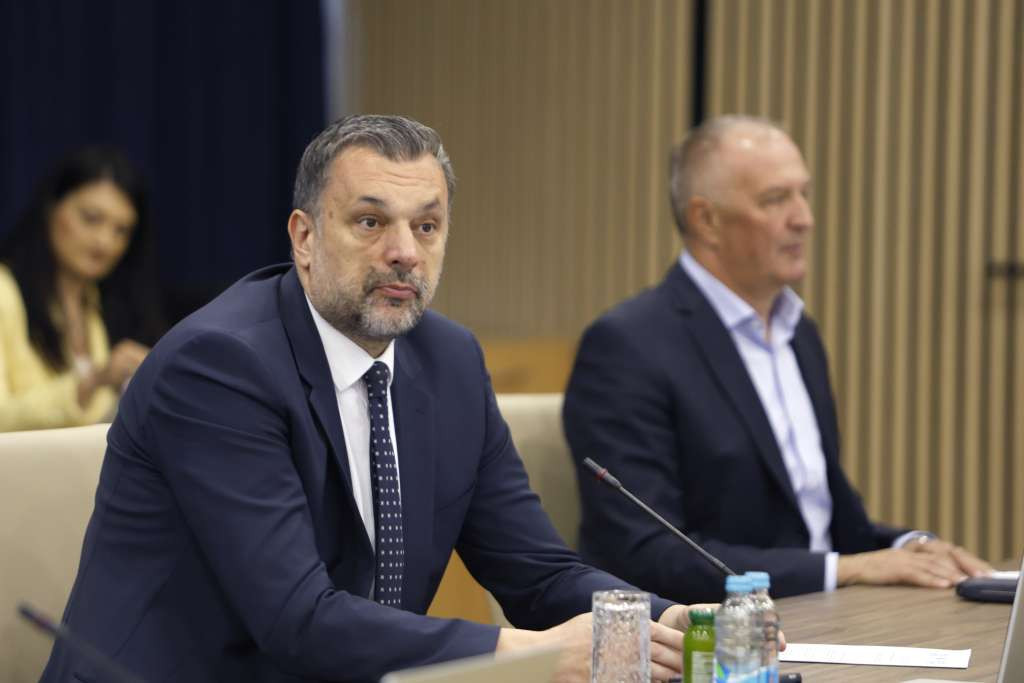 Konaković: Poslali smo pismo DKP-u da im uhapšeni prijevoznici budu prioritet