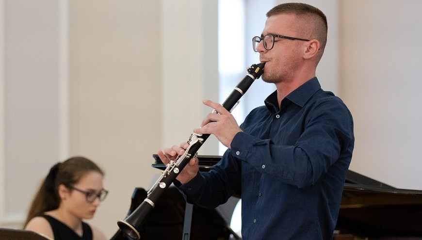 Majske muzičke svečanosti: nastupaju klarinetiste Armina Smriko i pijanistice Marija Mastilo