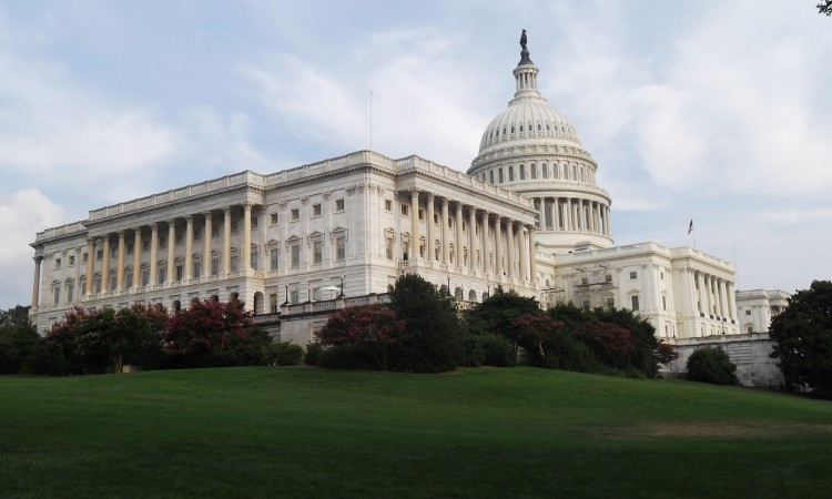 Senat SAD-a usvojio zakon kojim se pruža pomoć u repatrijaciji iz Afganistana