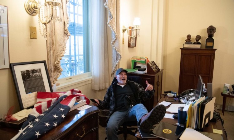 Upad u Kongres nezapamćen u demokratskoj povijesti SAD-a