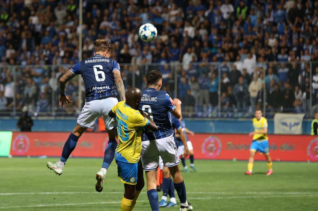 Izbacili Željezničar, pa primili sedam golova