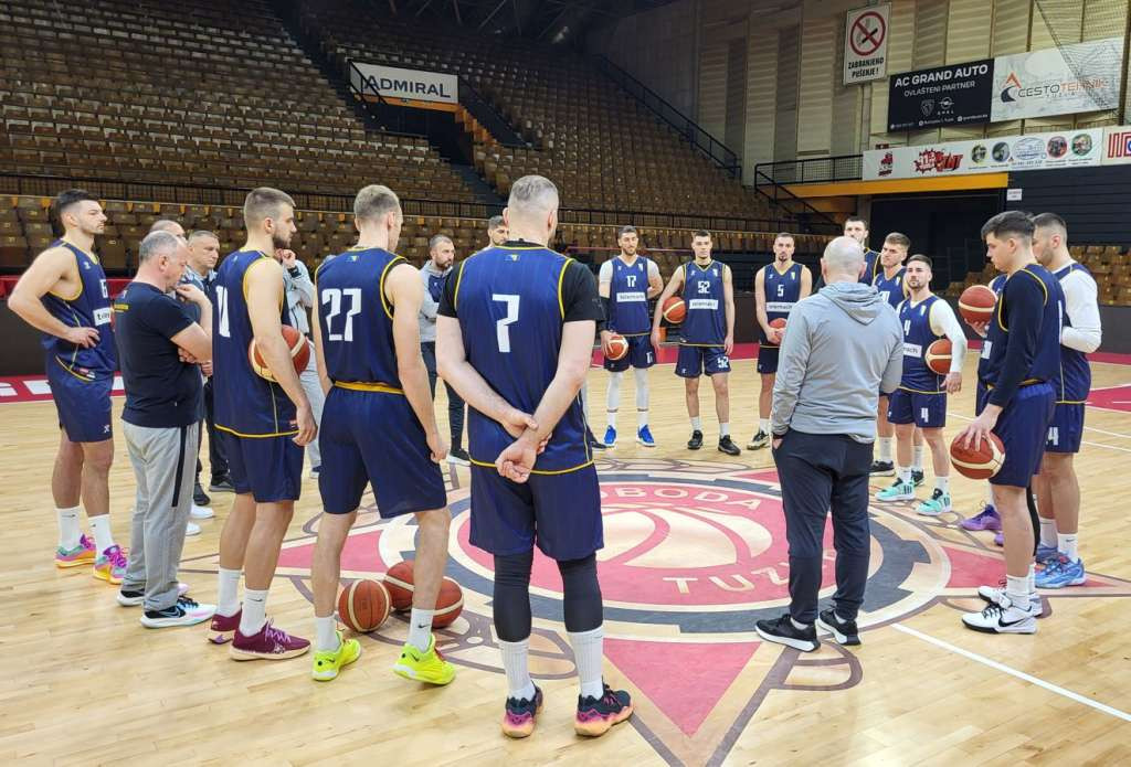 Košarkaši BiH krenuli za Nikoziju, meč sutra u 18 sati