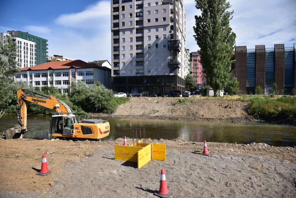 Srbi na sjeveru Kosova potpisuju peticiju protiv izgradnje mostova na rijeci Ibar