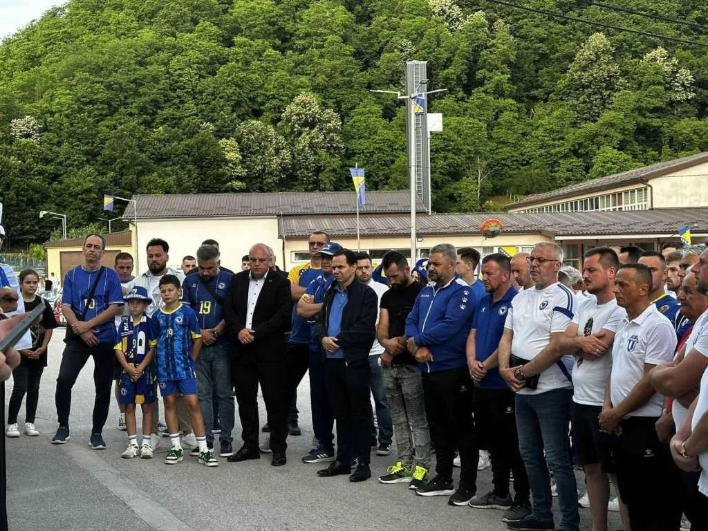 Krajina se prisjetila Ljutih Krajišnika, poginuli nakon utakmice reprezentacije BiH u Litvaniji