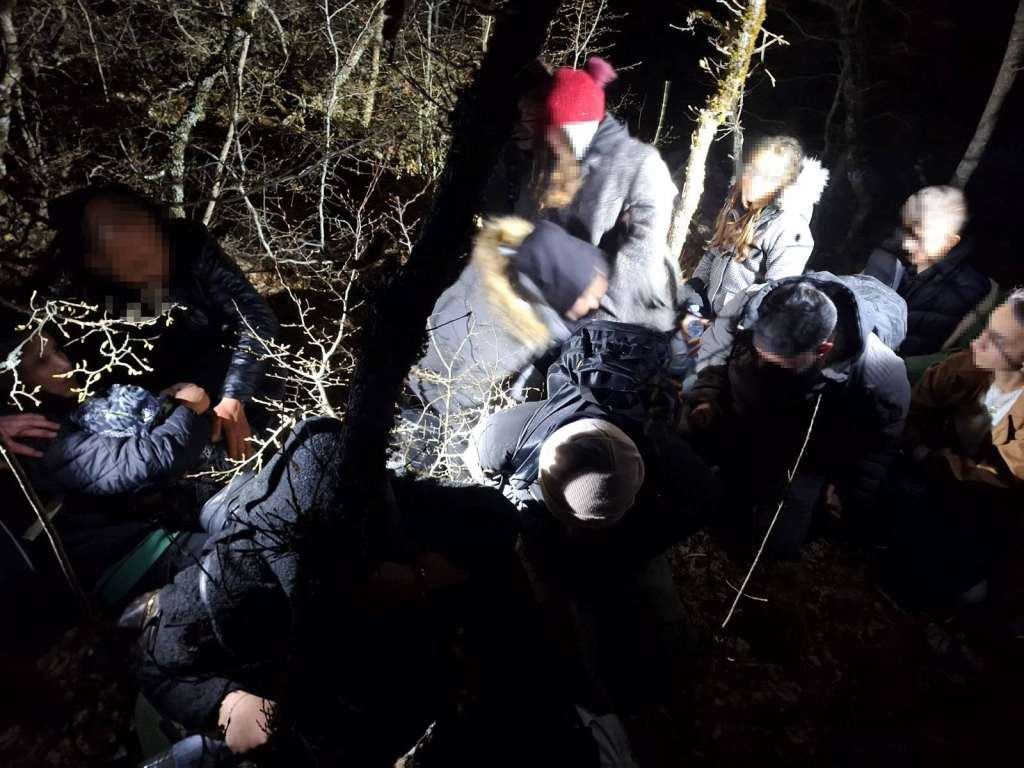 Pripadnici Granične policije BiH spriječili krijumčarenje 23 strana državljana