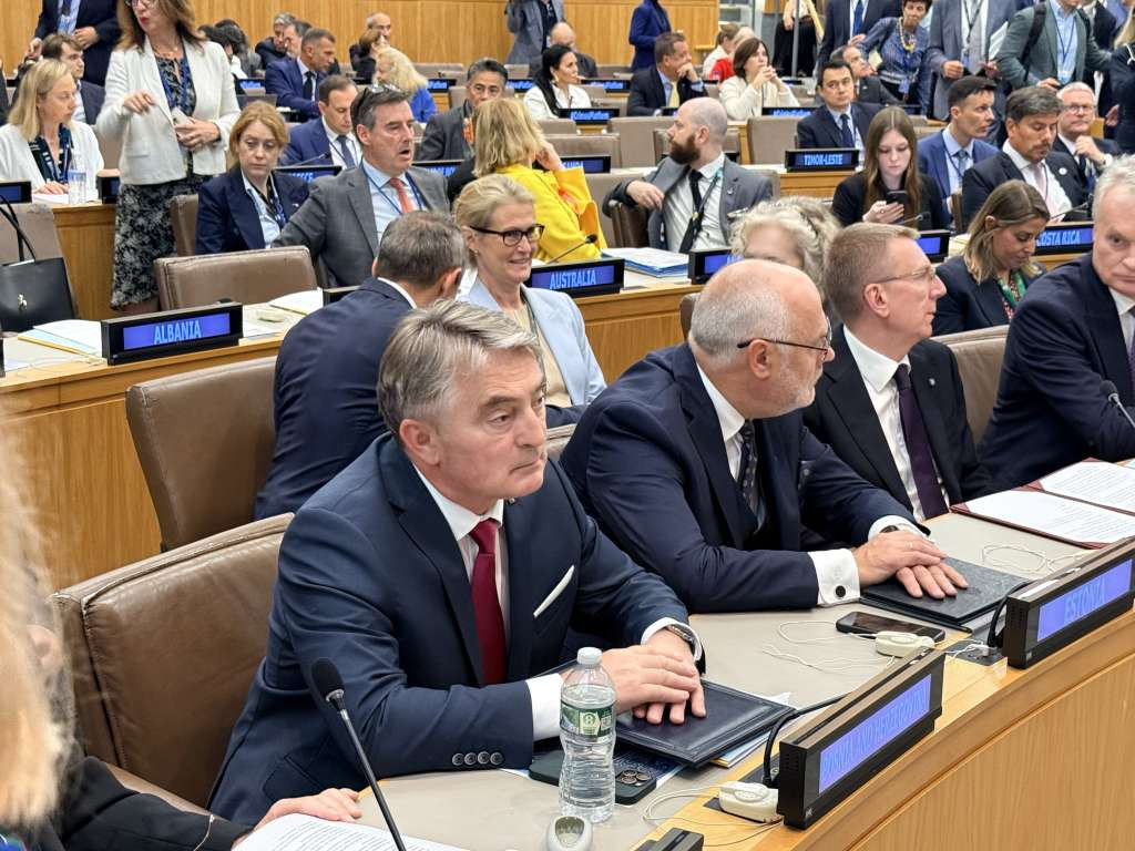 Komšić na Samitu na poziv Zelenskog, naglasio važnost univerzalnih načela međunarodnog prava