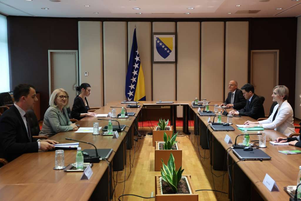 Krišto sa šeficom Misije MMF-a za BiH Alinom Iancu o unapređenju saradnje