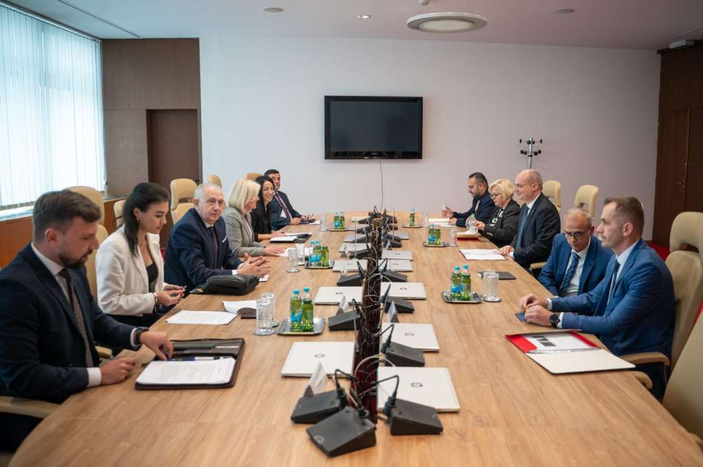 Krišto na sastanku s ministrom evropskih i vanjskih poslova Republike Albanije