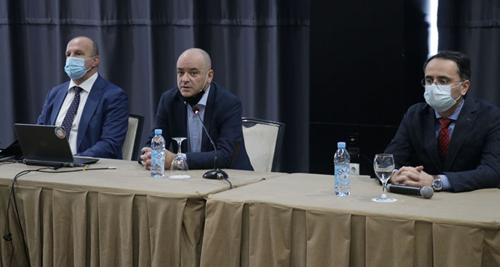 Federacija spremna na vakcinaciju, samo se čekaju vakcine