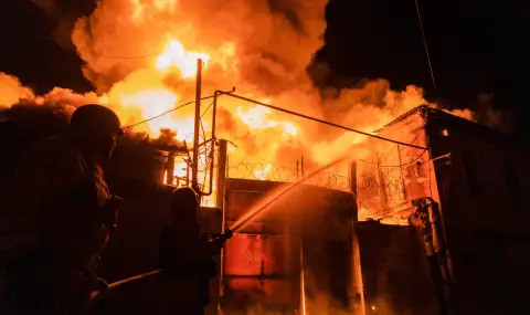 U napadu ukrajinskih dronova na rusku regiju Kursk izazvan požar u tvornici