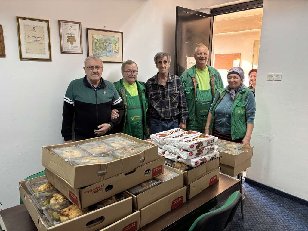 Stotinu iftara za bihaćke penzionere i postače slabijeg imovinskog stanja