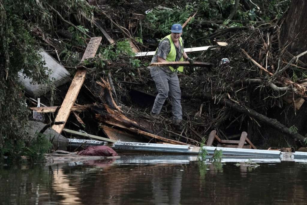 Ekipe za potragu u Teksasu suočavaju se s još kiše, potvrđeno 78 poginulih u bujičnim poplavama