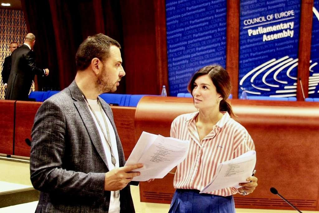 Magazinović i Ćudić: Nakon UN-a i Vijeće Evrope će podržati Rezoluciju o Srebrenici