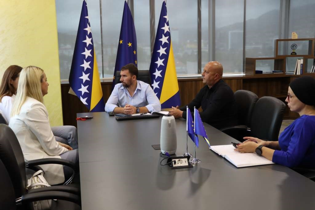 Delić primio majke usvojiteljice