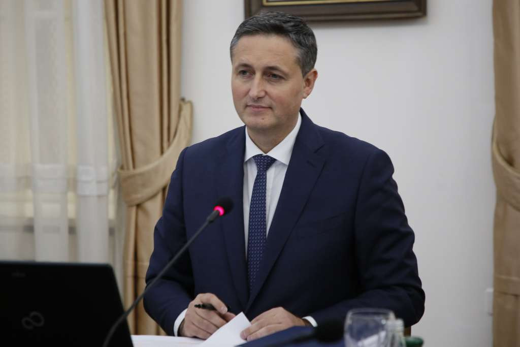 Bećirović čestitao Jevrejima Hanuku: Neka vam blagdan posvećenja toplinom ispuni srca i domove