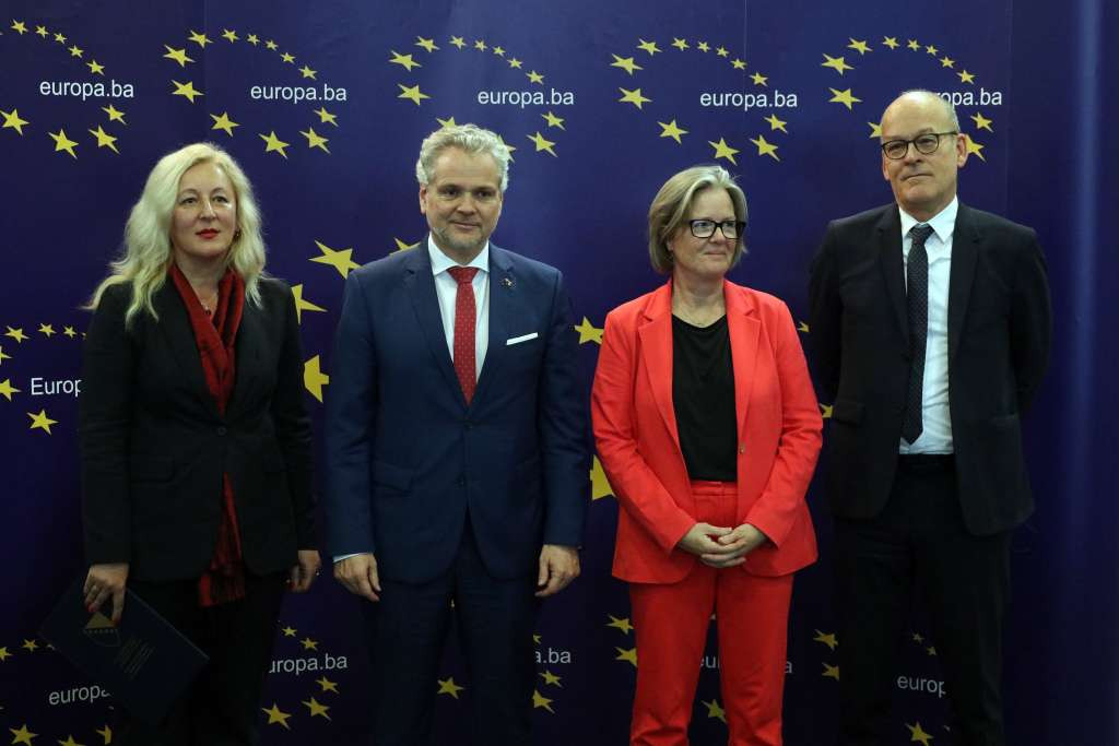 EU i Švedska finansiraju novi projekat zapošljavanja marginaliziranih osoba u BiH