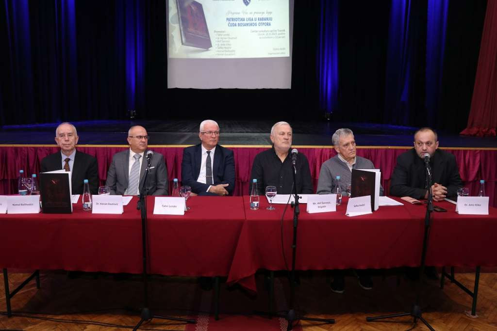 Knjiga 'Patriotska liga u rađanju čuda bosanskog otpora' predstavljena u Travniku