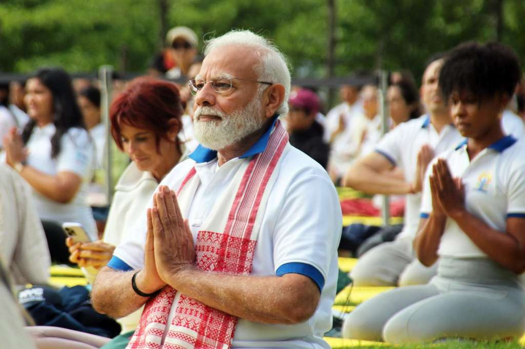 Modi u New Yorku predvodio proslavu Joge, pozvao na gradnju mostova prijateljstva