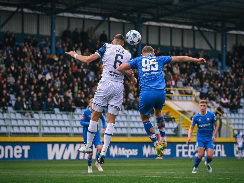 Puna podrška fudbalskih klubova KS Željezničaru i Sarajevu - poziv na jedinstvo