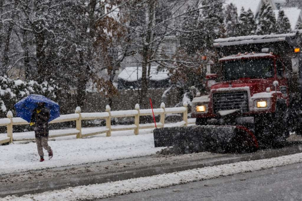 Snježna oluja prijeti istoku SAD-a