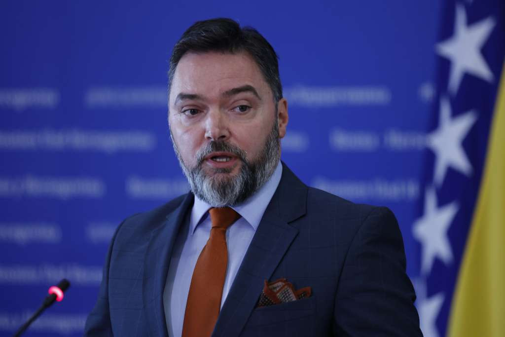 Košarac zbog Heleza traži sastanak s rukovodstvom OSA-e BiH