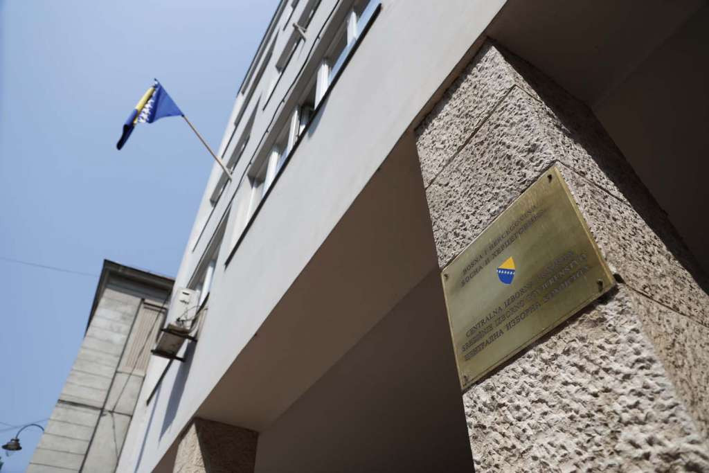CIKBiH neće iznositi komentare do stupanja na snagu izmjena i dopuna Izbornog zakona BiH