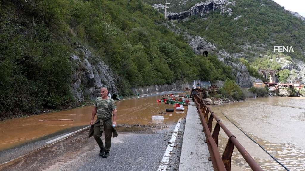 Saobraćaj i dalje obustavljen na putevima Jablanica - Mostar i Jablanica - Blidinje