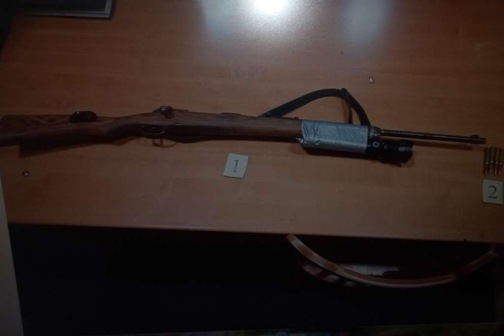 MUPZDK - Na području Zavidovića pronađeno i oduzeto vatreno oružje, privedene dvije osobe