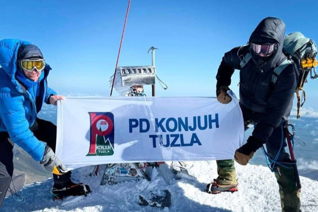 Članovi PD Konjuh Tuzla osvojili Elbrus: "Najviši vrh Evrope bio je najteži uspon u našim životima"