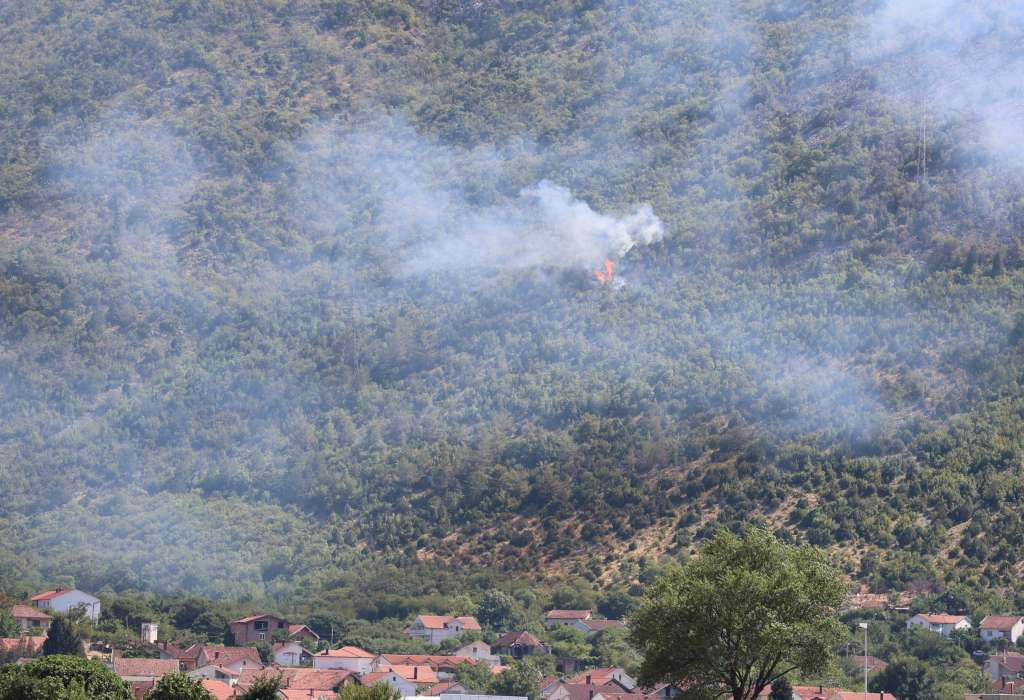 Požar u Stocu još uvijek aktivan, ali pod kontrolom