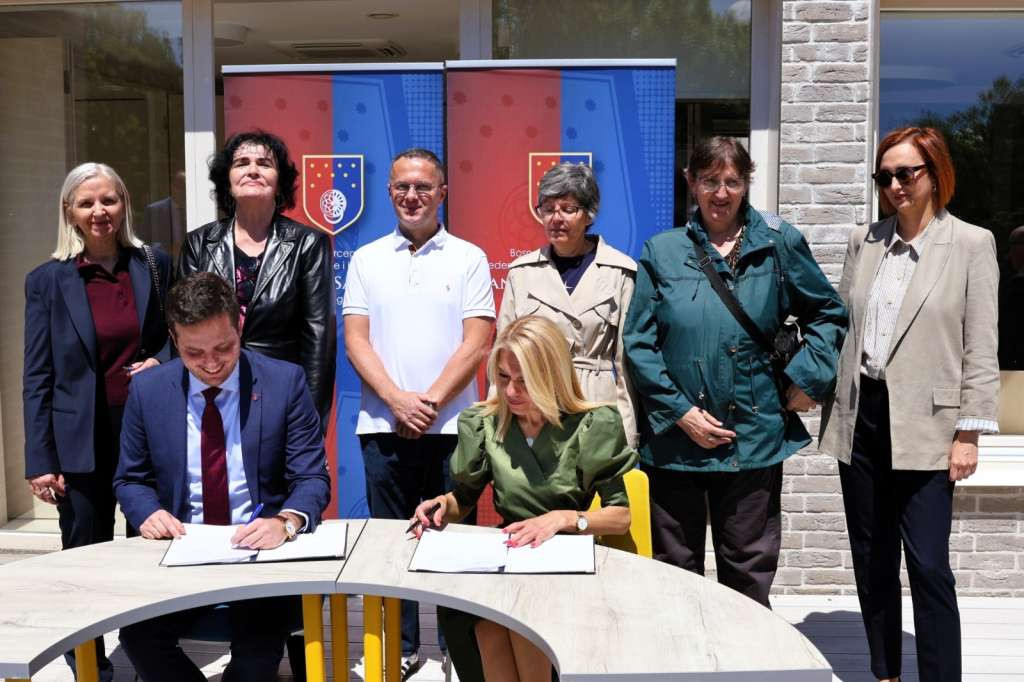 Kanton Sarajevo osigurao 700.000 KM za djecu s poteškoćama u razvoju i njihove porodice