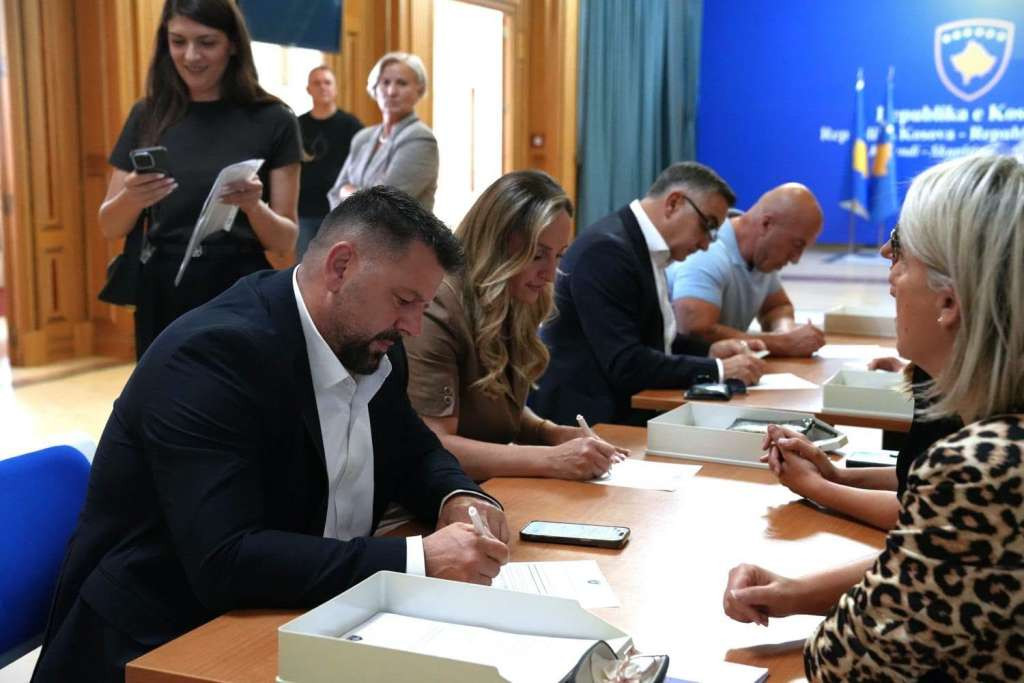 Kosovo pokušava izaći iz političke blokade: Danas konstituirajuća sjednica Skupštine