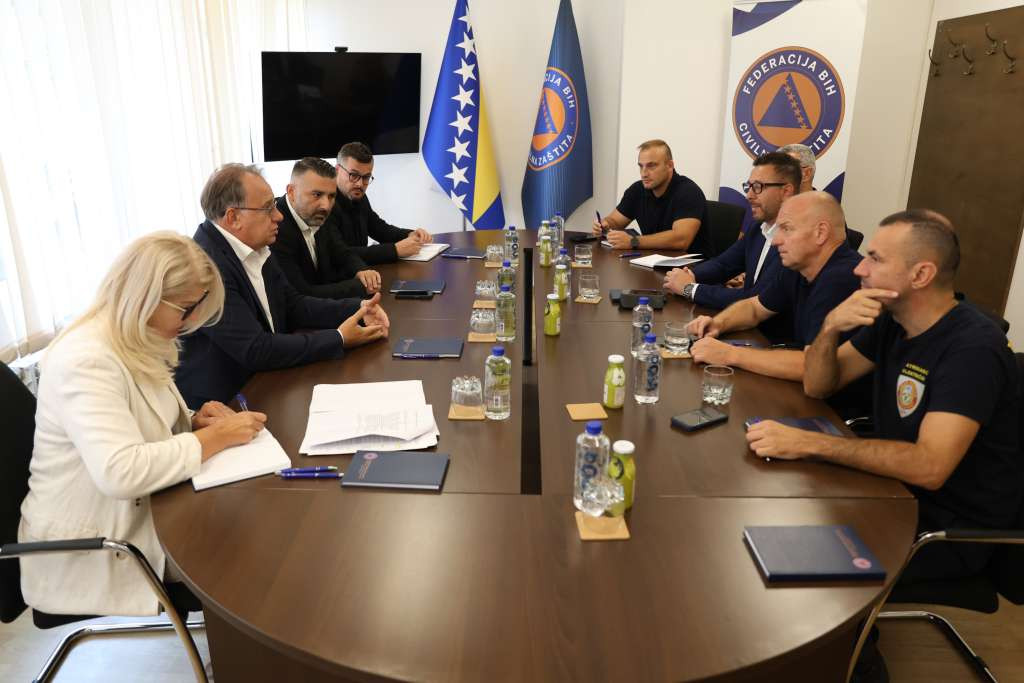 Nikšić: Vatrogasci zaslužuju poboljšanje radno-pravnog statusa