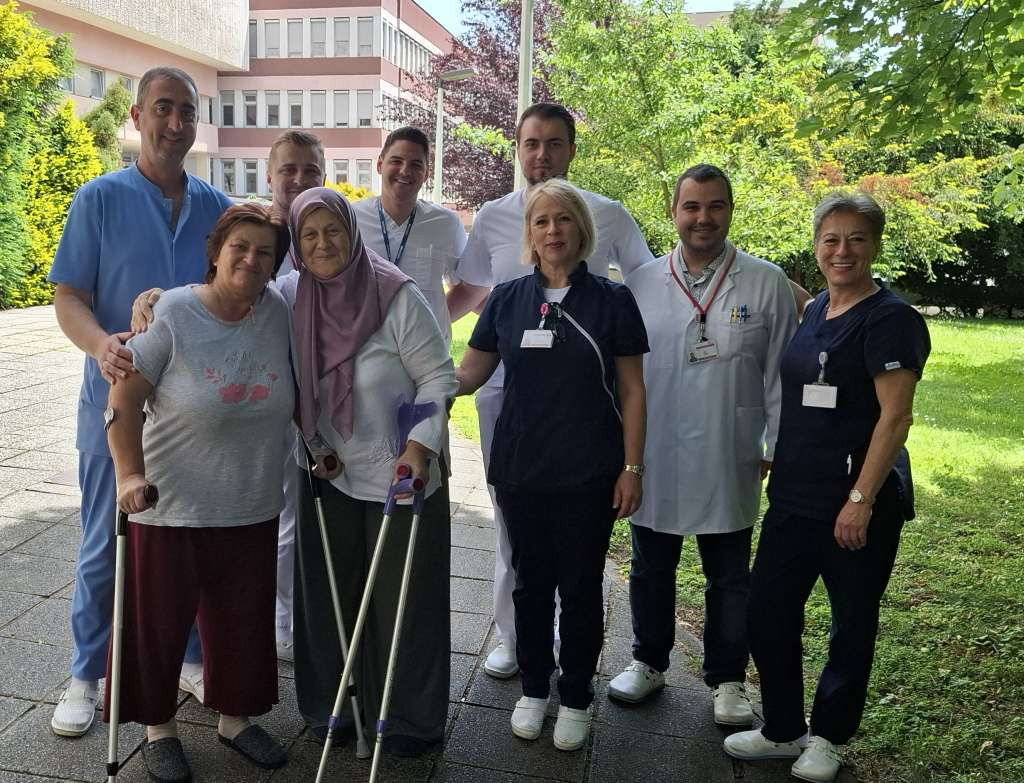 U Općoj bolnici urađene operacije ugradnje totalne endoproteze oba koljena u jednom aktu