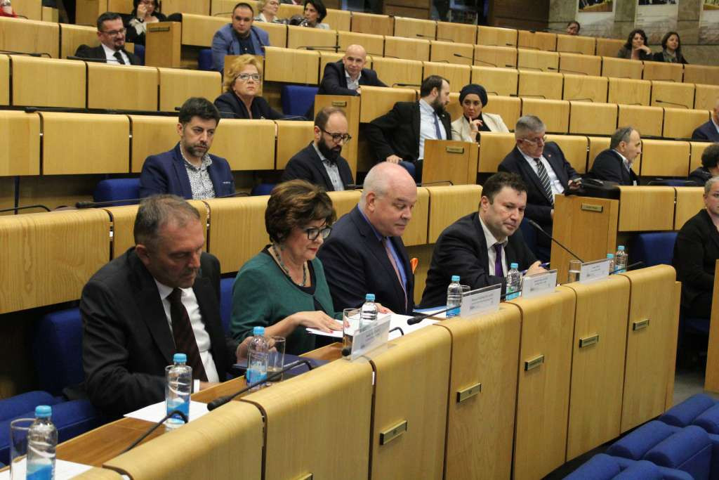 Predstavnicima oba doma Parlamenta FBiH predstavljena Procjena zakonodavnog procesa u BiH