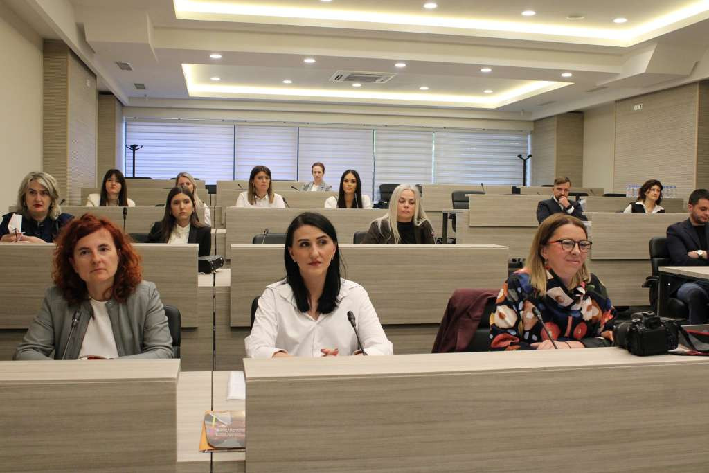 Održan prošireni sastanak o unapređenju položaja mladih u HNK-u