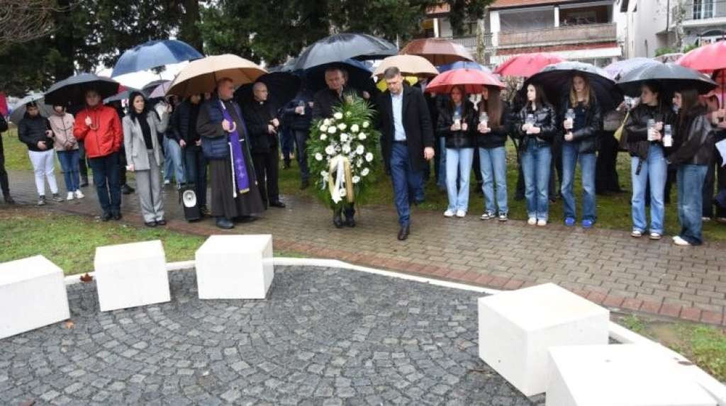 Jedanaestorici poginulih učenika odana počast u Čitluku