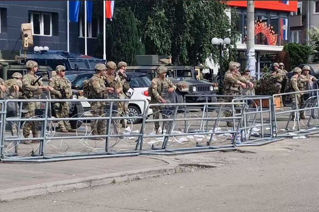 Kosovo: Pregovori s Hetemijem da napusti zgradu Općine Leposavić
